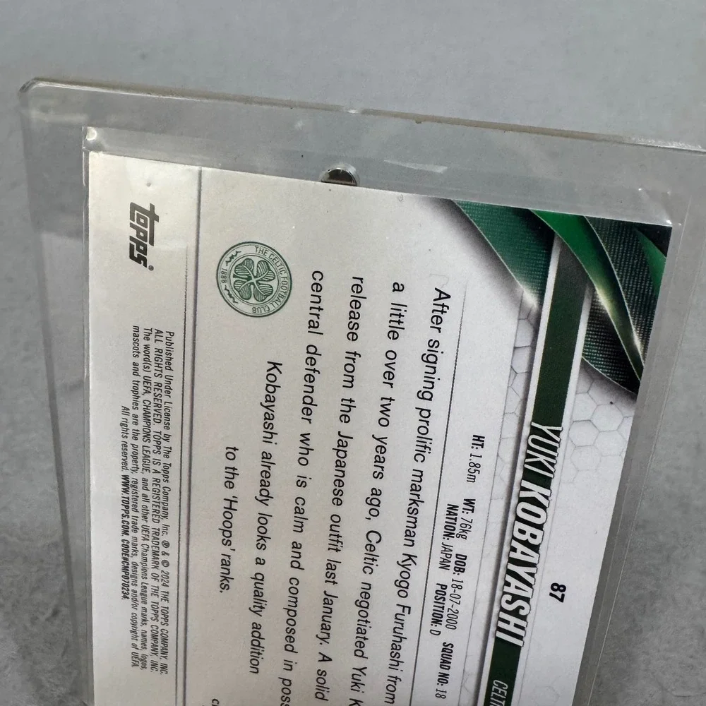 Topps Yuki Kobayashi Celtic FC Trading Card Red Black Smoke Defender 87